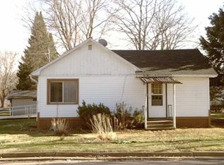 121 7th Ave, Antigo, WI 54409