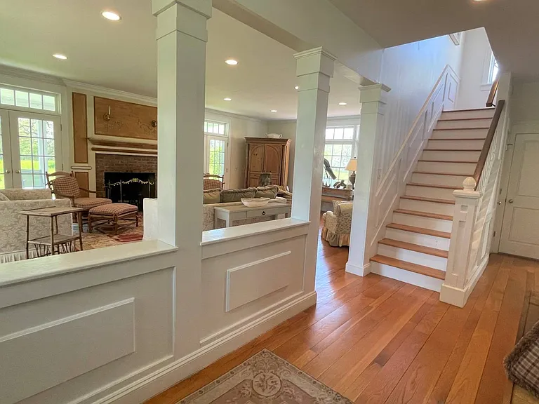 111 Cove Hollow Rd — Photo 6