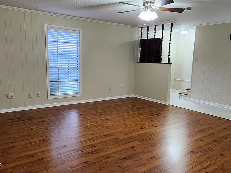 403 Bell Downs Dr — Photo 5