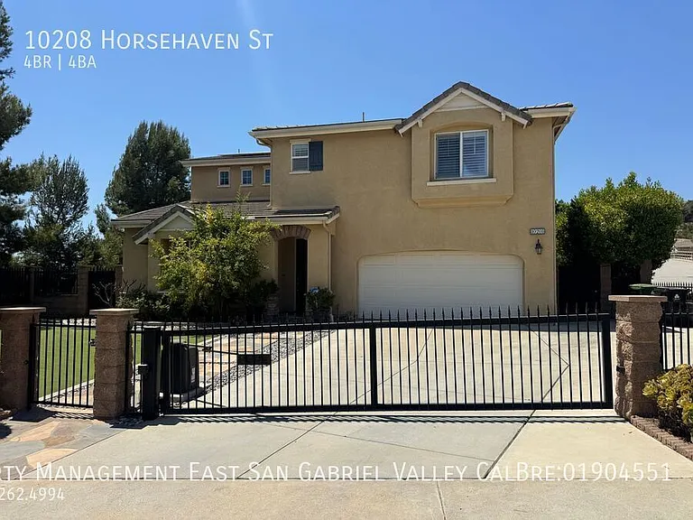 10208 Horsehaven St — Photo 1