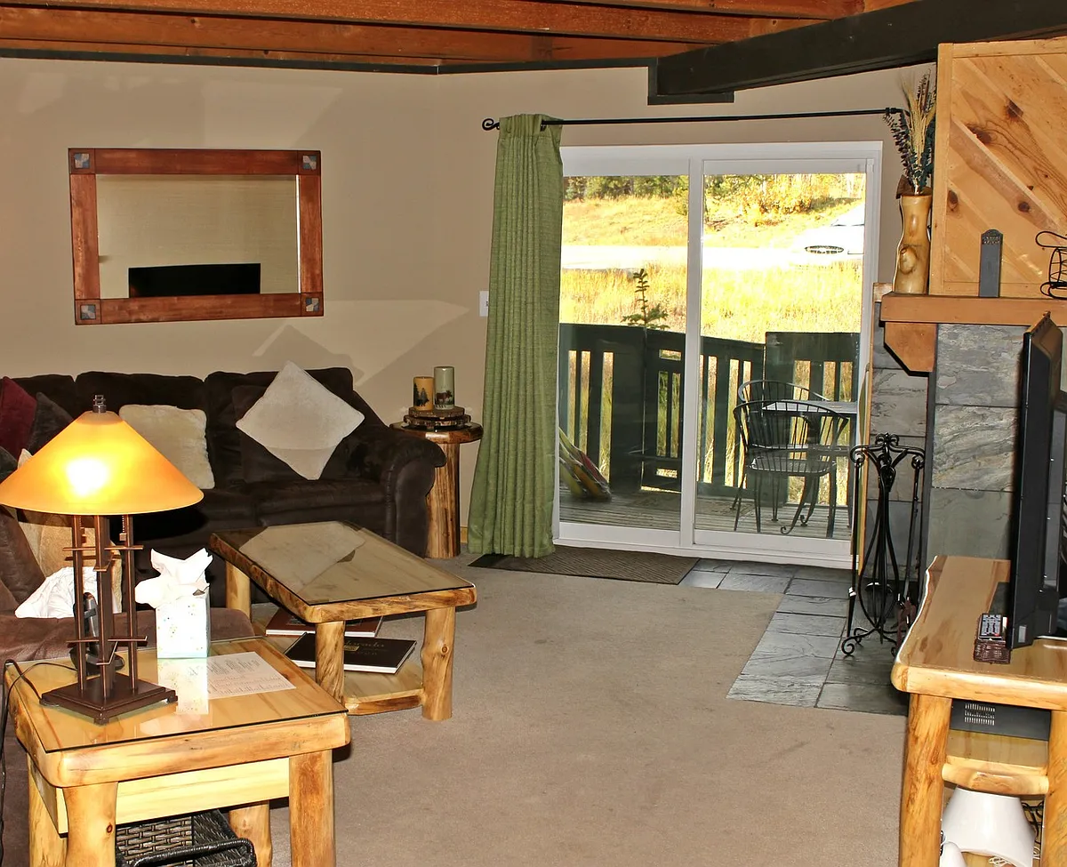 Building Photo - 4200 Lodge Pole Cir #I