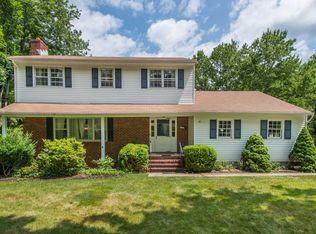 39 Sulfrian Rd, New Providence, NJ 07974