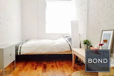Rented by Bond New York