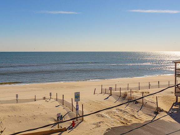Oceanviews from Upper Level