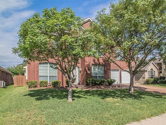 3rd image of 605 Mulberry Ln
