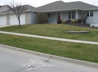 940 S 11th St, Adel, IA 50003