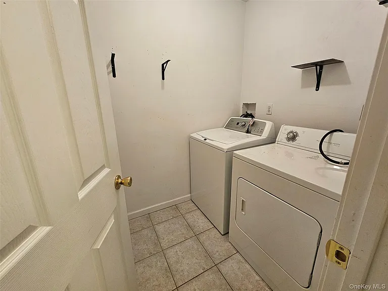 100 Boniface Dr #15D — Photo 17