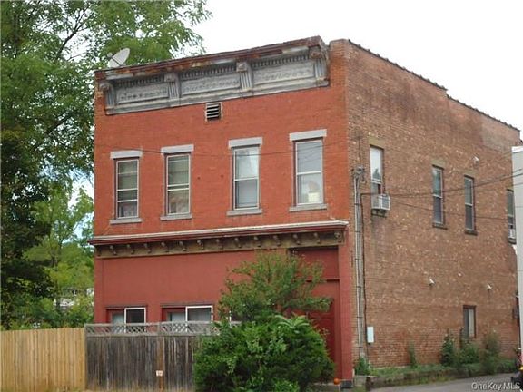 4th image of 165 Ulster Ave #7