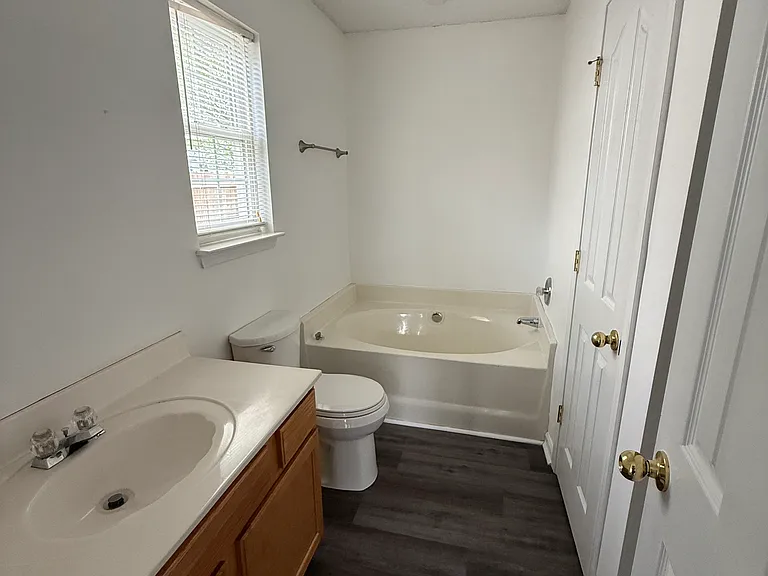 5818 Briggs Dr — Photo 11