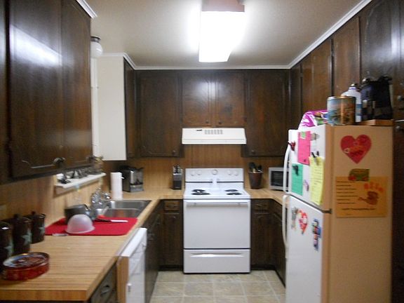 2nd image of 613-615 Texas Ave