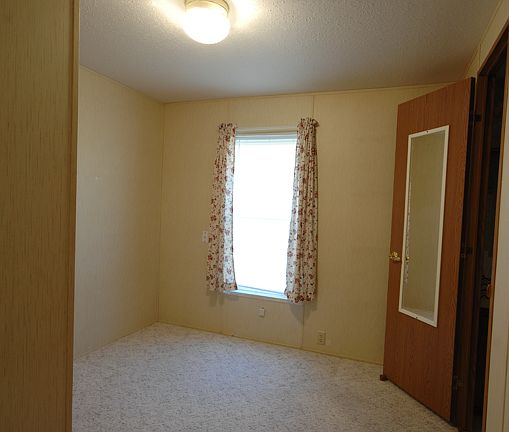 5th image of 110 E Evergreen Dr Trailer 61