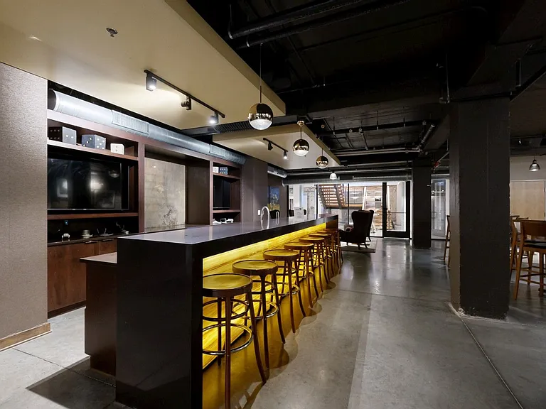 Labelle Lounge
