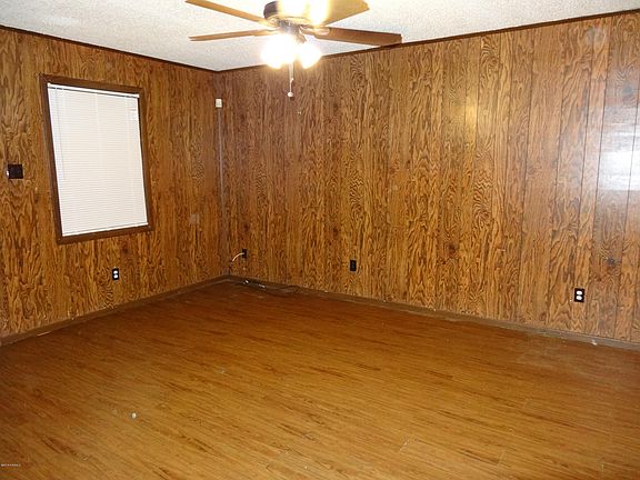 2nd image of 235 Auburn Dr #A