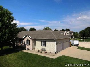 5 Turtle Cv, Chatham, IL 62629