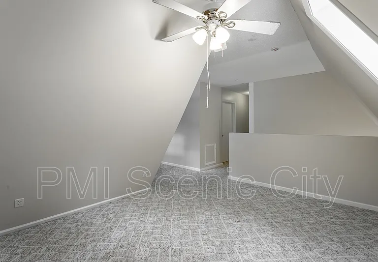 1602 Rustic Homes Ln — Photo 31