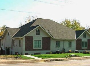 415 S 114th St, Omaha, NE 68154