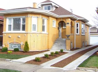 8131 S Wolcott Ave, Chicago, IL