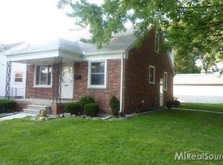 21845 Alger St, Saint Clair Shores, MI 48080
