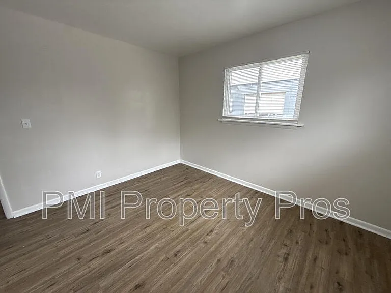 7701 W Hampton Ave #3 — Photo 17
