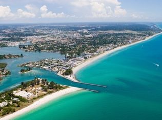 833 Madrid Ave, Venice, FL 34285