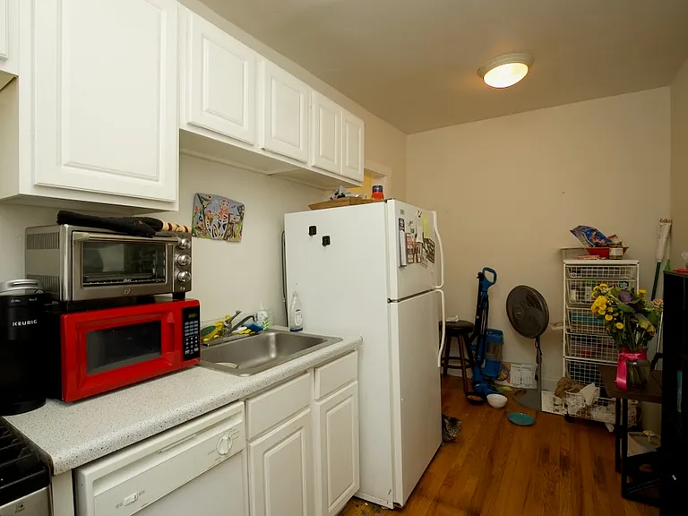 837 W Cornelia Ave #N3 — Photo 4