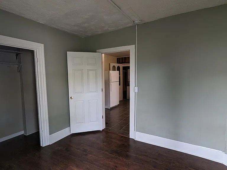 661 E Main St #A — Photo 5