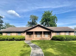 3863 Camellia Dr, Valdosta, GA 31605