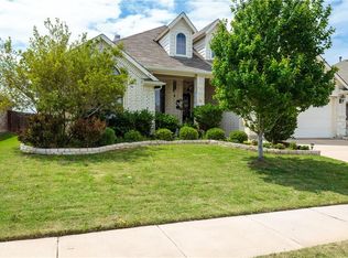 10617 Devinstone Dr, Fort Worth, TX 76177