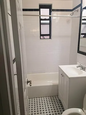 Rented by 718 Realty Inc | media 38