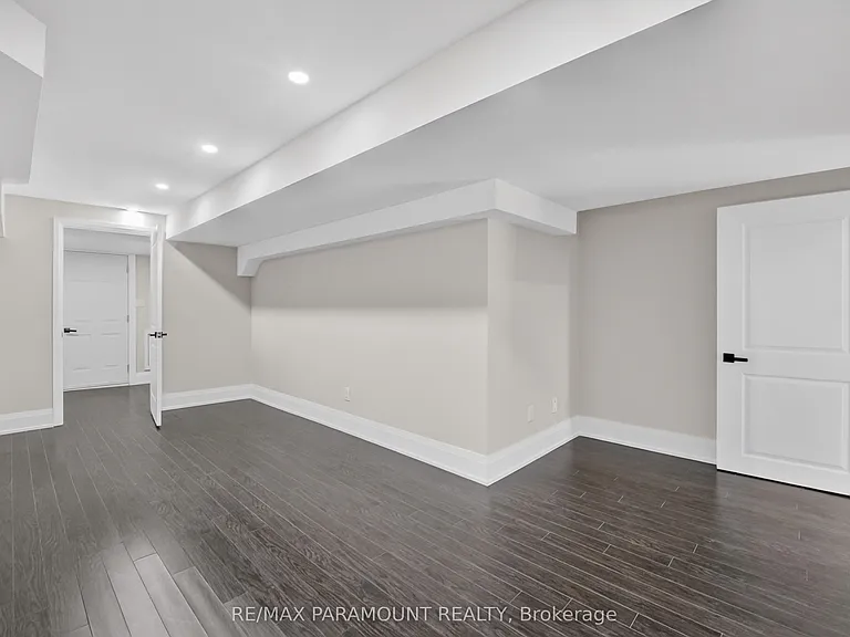 38 York Rd — Photo 12