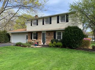 458 Del Rio Ct, Webster, NY 14580