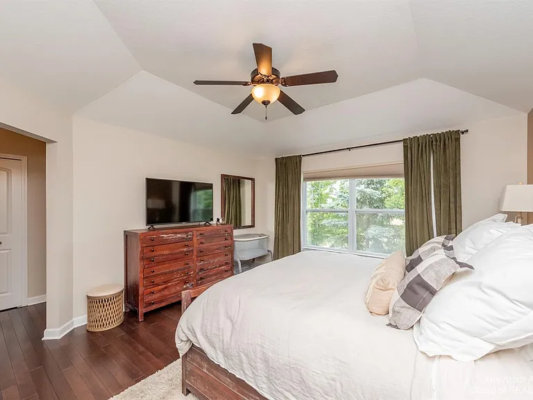 51152 E Bourne Ter — Photo 25