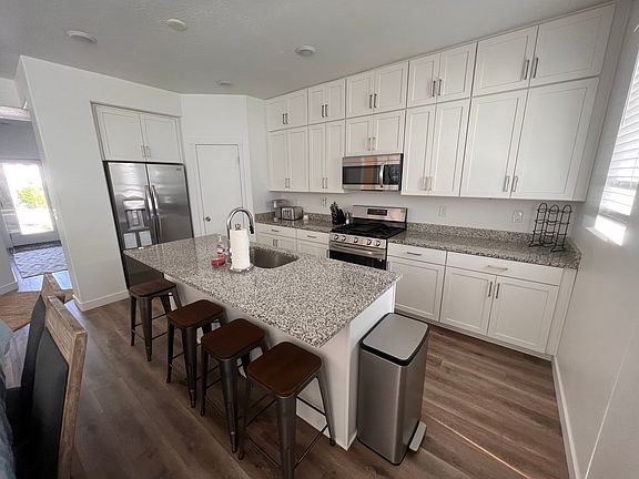 3rd image of 6729 Serviceberry Dr