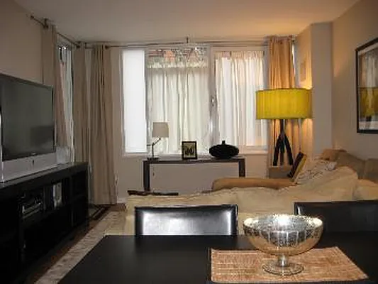 Sold by Corcoran | media 6