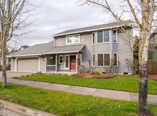 853 NE Creeksedge Dr, Hillsboro, OR 97124