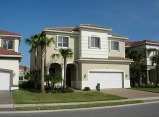 1050 Grove Park Cir, Boynton Beach, FL 33436