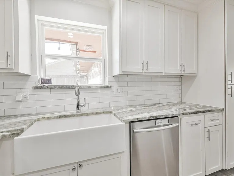 7623 Yellow Pine Dr — Photo 17