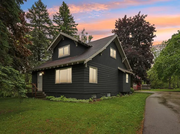 N62W23527 Silver Spring DRIVE, Sussex, WI 53089
