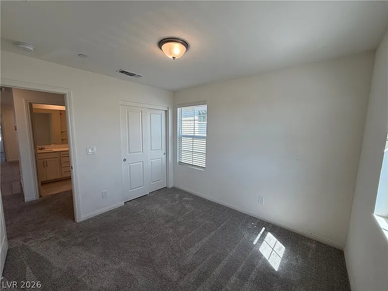 2562 Ofanto St — Photo 16
