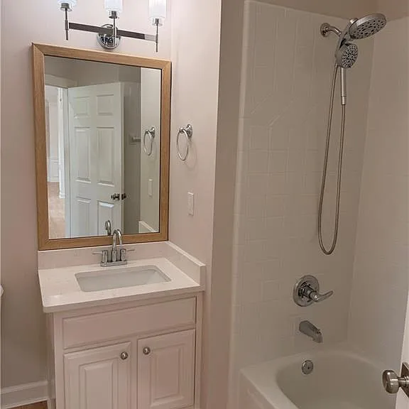 325 North Ct — Photo 15