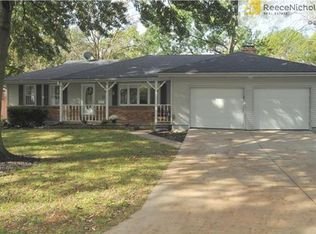 6716 Vermont Ave, Raytown, MO 64133