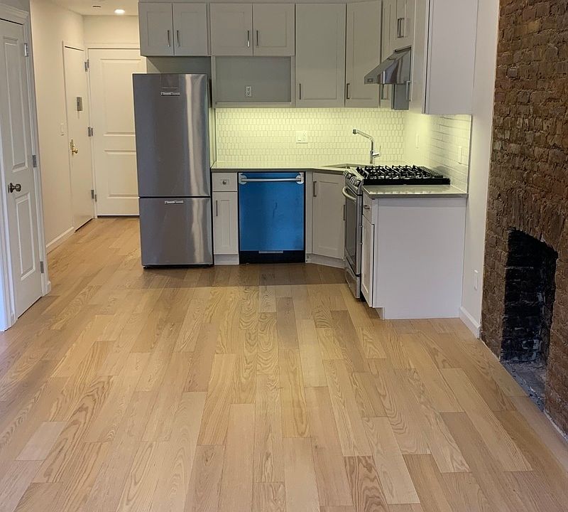 1st image of 656 Putnam Ave Floor 3