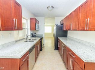 6840 NW 5th Ct, Plantation, FL 33317