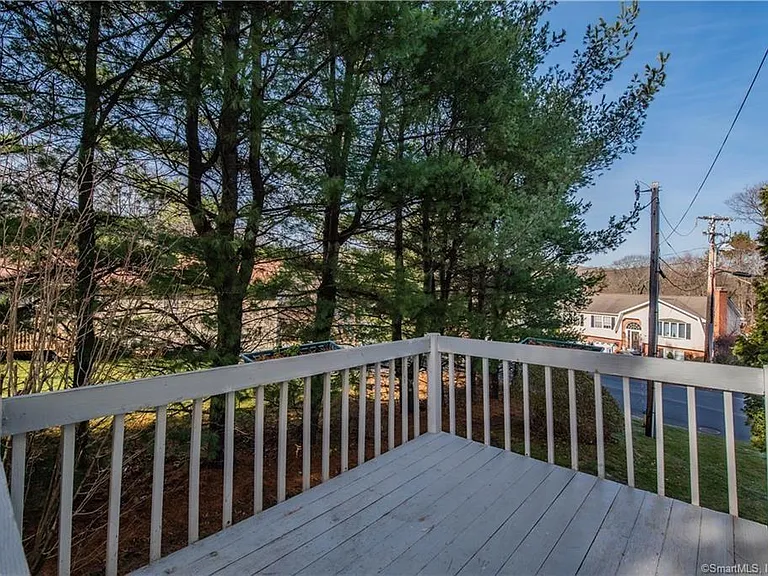 59 Westwood Ave #1 — Photo 14