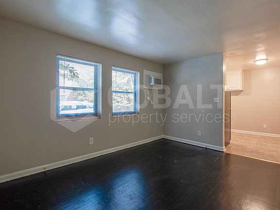 2nd image of 1009 Greenwood Ave NE #2