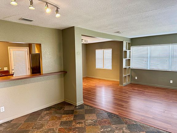 5th image of 1700 Nebraska St #1