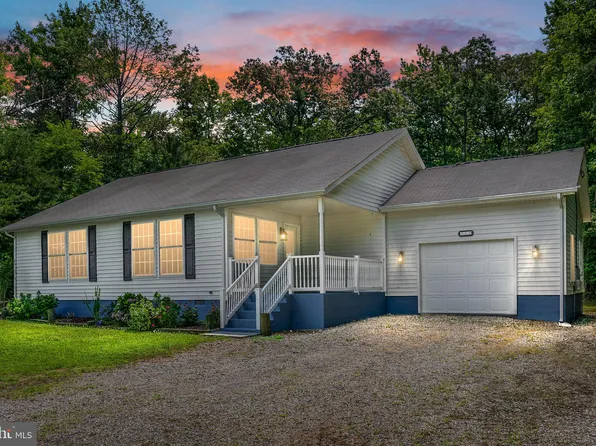 552 S Independence Dr, Montross, VA 22520