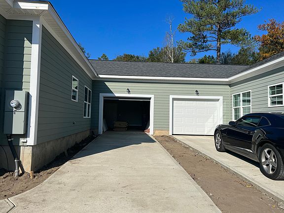 4th image of 206 Carriage Ln #206