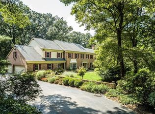 106 Hickory Hill Rd, Pittsburgh, PA 15238