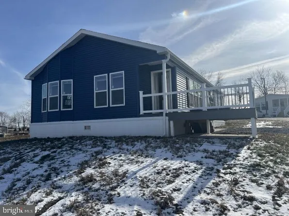 2002 Main St W #74, Ephrata, PA 17522